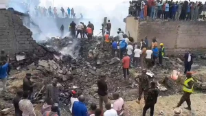 Daha bir təyyarə qəzaya uğradı - 6 nəfər öldü