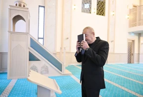 Hadrut qəsəbəsində inşa edilmiş məscidin açılışı olub&nbsp;