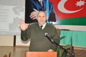 Şəmistan Nəzirli tədbir zamanı qəfil vəfat edib 