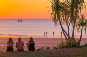 Yayılan video gündəmi silkələdi: Kanalizasiya borusu çimərliyə axıdılır? - VİDEO 