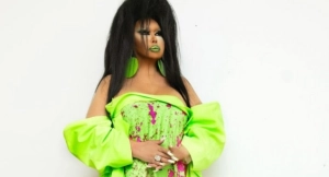 "Eşq istəyirəm, pulumu xərcləyəcək yer axtarıram"