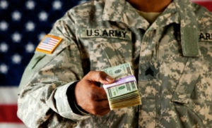 Amerika əsgərləri maaşsız qalıb