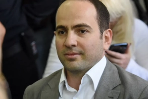 Köçəryanın oğlu Baş Prokurorluğa qarşı iddia qaldırıb