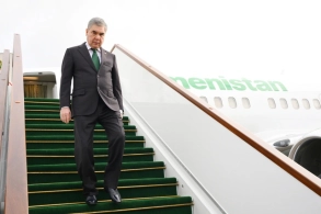 Qurbanqulu Berdiməhəmmədov Azərbaycana gəlib&nbsp;