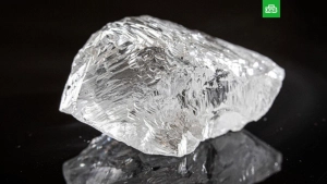 340 karatlıq unikal almaz tapıldı