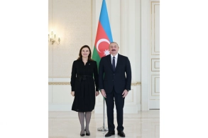 Prezident İlham Əliyev Aİ-nin yeni səfirinin etimadnaməsini qəbul edib&nbsp;