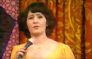 Ərindən boşandı,plastik əməliyyat masasında öldü,qəbri açıldı və yeri dəyişdirildi  —  Nəzakət Məmmədovanın başına gələnlər (VİDEO)