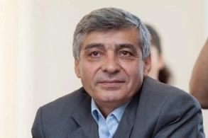 Test üsulunu quran Vurğun Əyyub bacısını imtahana niyə buraxmamışdı?&nbsp; —&nbsp; MARAQLI FAKTLAR