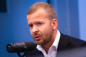 Latviyalı deputat Rusiyanı dəstəklədiyinə görə 25 il həbs cəzası ilə üzləşir