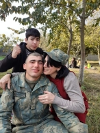 Andiçmədən sonra əsgərlərin yaxınları ilə SƏMİMİ FOTOLARI