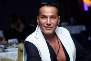 "Dön,Qarabağ kimi,dön!" mahnısı ilə səhnəyə qayıdan Samir Bağırov kimdir? - Hərbi xidməti,həyatı,sevgilisi...