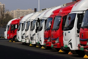 Rusiya Çin maşınlarına qadağa qoyub