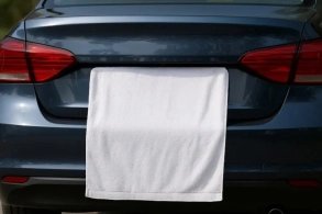 Maşının nömrəsini dəsmalla gizlədən saxta qazi həbs olundu&nbsp;