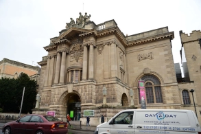 Muzeydən 600 əsərin oğurlanması ilə bağlı dörd nəfər axtarılır