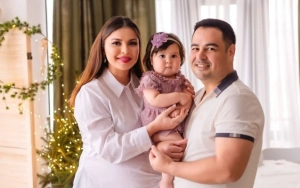 Müğənni qızını belə təbrik etdi - FOTO