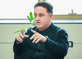 Doğum gününü qeyd edən Murad Dadaşov kimdir? - KVN-dən Xalq artistinə qədər gələn ömür yolu