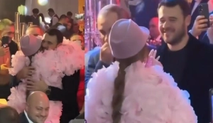 Aygün Kazımova Emin Ağalarovu qucaqladı     —   Səmimi GÖRÜNTÜLƏR&nbsp; &nbsp;