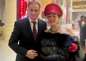 Elza Seyidcahan Mirşahinlə fotosuna bu sözləri YAZDI&nbsp;