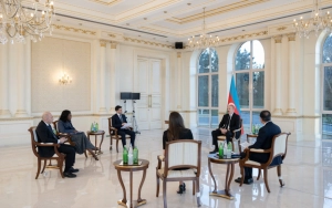 Prezidentin müsahibəsinə&nbsp; hazırlıqdan maraqlı KADRLAR