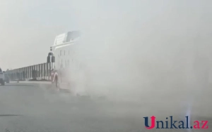 "BakuBus"da avtobus tüstülədi - Sərnişinlər TƏLAŞDA