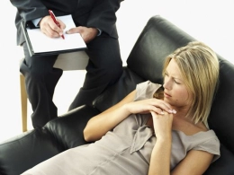 Psixoloqdan AĞIR cinayət: pasientinə hücum edib zorladı