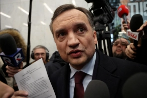 Sabiq ədliyyə nazirinə Macarıstanda sığınacaq verilib