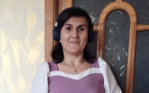 Polis bu qadınla bağlı əhaliyə müraciət edir