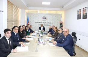 Azərbaycanda 7 vəkilə xəbərdarlıq edilib&nbsp;