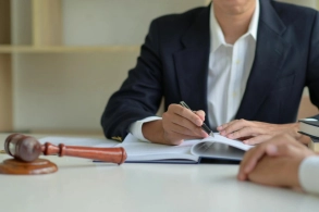 Ötən il 5 vəkil kollegiyadan xaric edilib