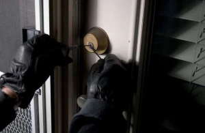 Evdən 29 min manatlıq qızıl oğurlayan şəxs saxlanılıb&nbsp;