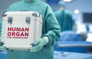 Xəstəyə eyni anda ürək-damar və böyrək köçürüldü - Azərbaycanda İLK