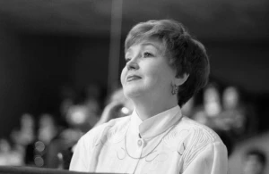 Məşhur diktor vəfat etdi