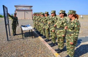 Azərbaycanda qadınlar orduya çağırıla bilərmi? - Polkovniklə MÜZAKİRƏ&nbsp;&nbsp;