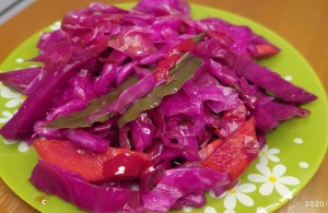 Kələm turşusunun bu faydaları var imiş,hətta dəhşətli xəstəlikdən də qoruyurmuş&nbsp; —&nbsp; Əməkdar həkim AÇIQLADI