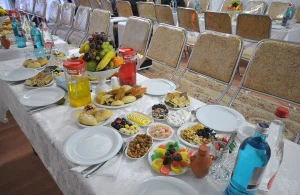 “Dəbdəbəli ehsan süfrəsi: Bu yarışı dayandırmaq lazımdır”&nbsp; &nbsp;—&nbsp; &nbsp; &nbsp;Partiya sədri çağırış edib&nbsp;&nbsp;