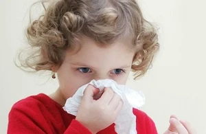 Burun qanaması zamanı bu səhv sizi təhlükəyə ata bilər