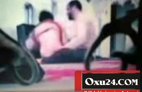 Mollanın biabırçı görüntüsü yayıldı - Guya cin çıxarır