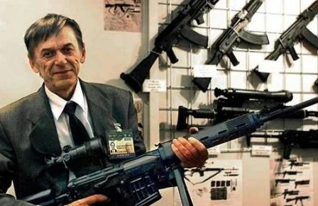 Kalaşnikovun  oğlu  Kalaşnikov öldü