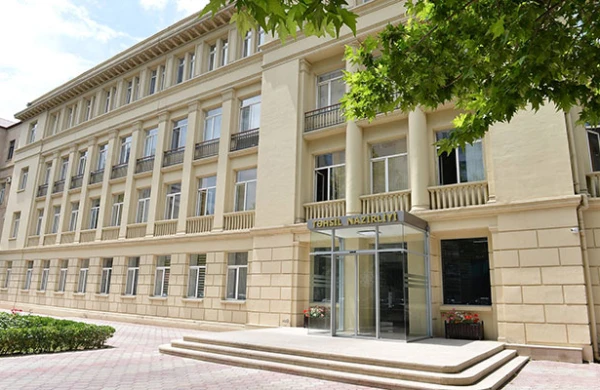 Təhsil Nazirliyindən tələbə və şagirdlərə  -