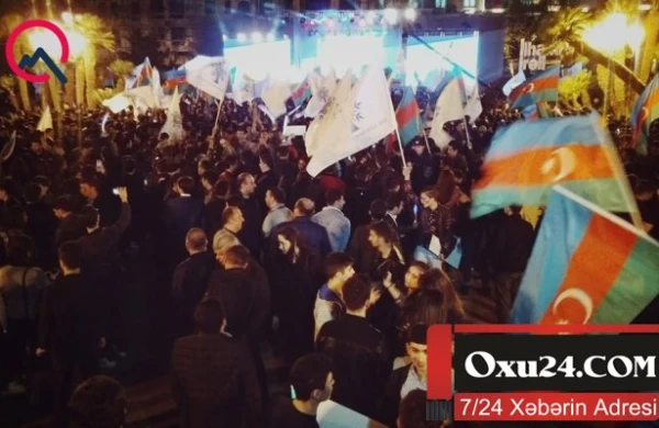 Bakıda qələbə piketləri keçirilir - Foto