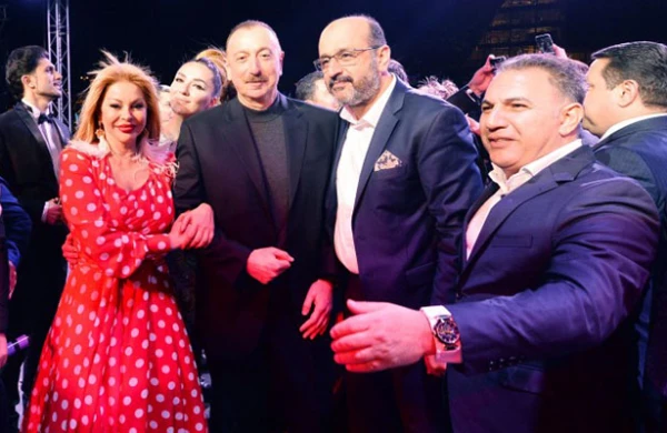 Prezidentlə ailəsinin  sənətçilərlə  maraqlı -  Fotoları