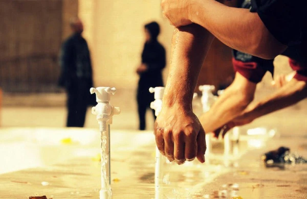 Dəstəmaz alan zaman İmam Əli nə deyirdi?