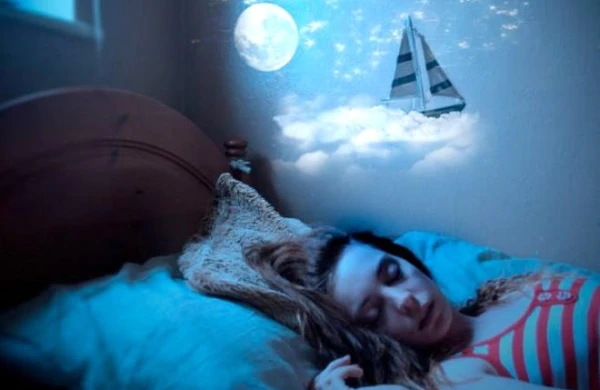 Erotik yuxuların görülmə səbəbi nədir? - FOTO