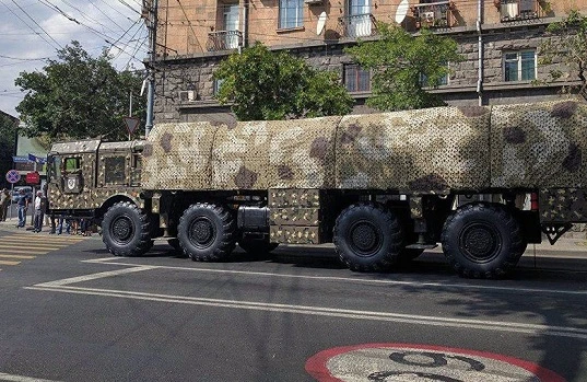 Yeni “İsgəndər”lərin köhnə tarixi: ABŞ-Rusiya qarşıdurmasında İrəvan boşluğu