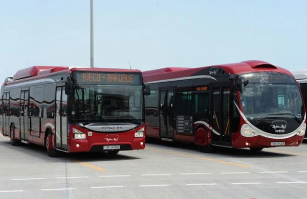 Bakıda avtobuslar gecikir