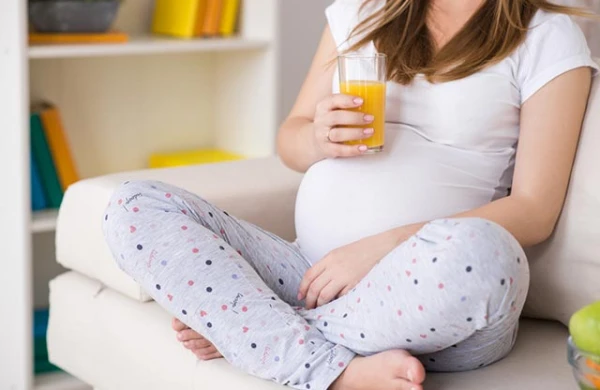 Hamilə qalmaq istəyənlər şəkərli içkilərdən uzaq dursun