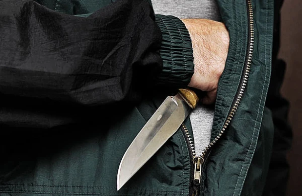 Bakıda şirkətə silahlı basqın, mühasib bıçaqlandı