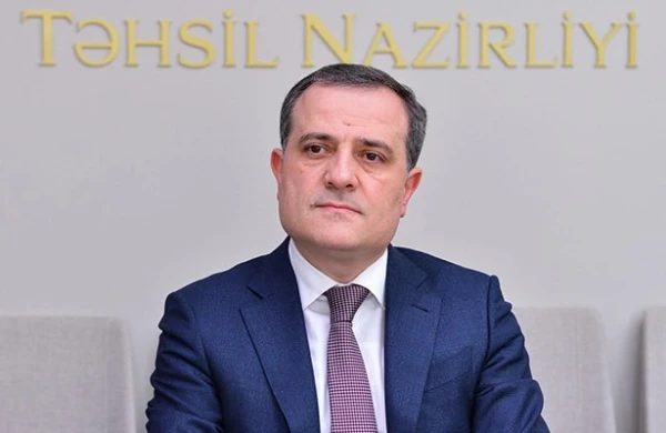 Yeni nazir məktəb direktoru ilə müavini işdən qovdu