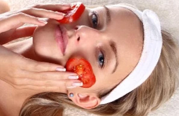 Dərini ağardır, nəmləndirir, təmizləyir