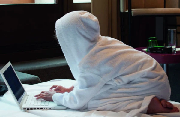 Erkən yaşda porno film izləyənlər... – HƏQİQİ HƏYATDA CİNSİ ZÖVQ ALA BİLMƏYƏCƏKLƏR